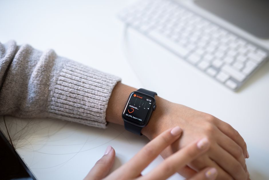 Transformando a Saúde com Wearables: O Futuro da Monitorização Pessoal