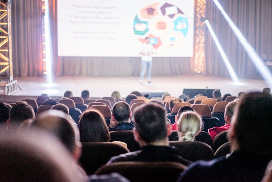 Webinars Eficazes: Como Engajar e Impactar Sua Audiência