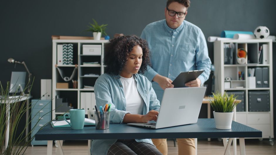 Aprenda Habilidades Valiosas e Construa Sua Carreira Online